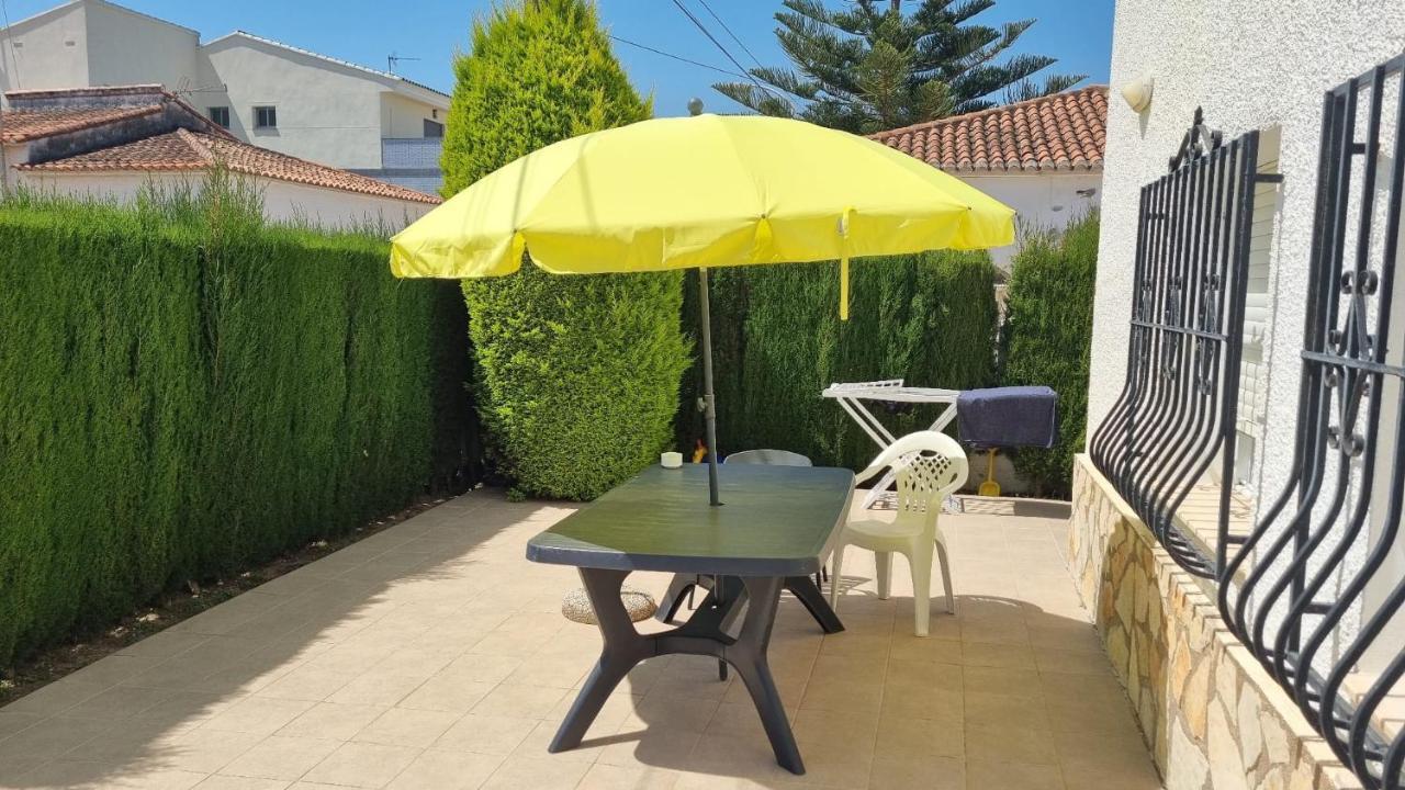 Bungalow Parte Baja Oliva Bagian luar foto